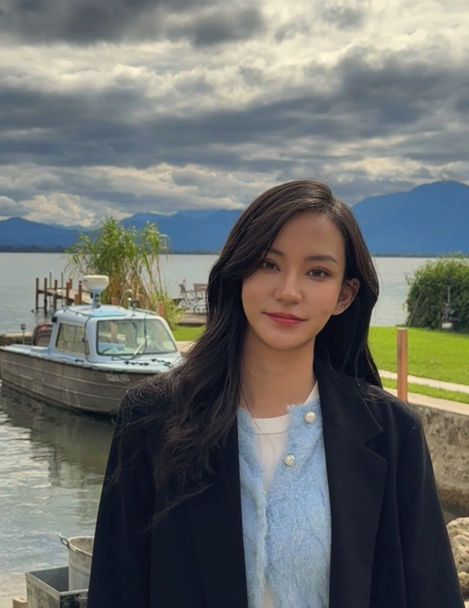 Yuqing Huang